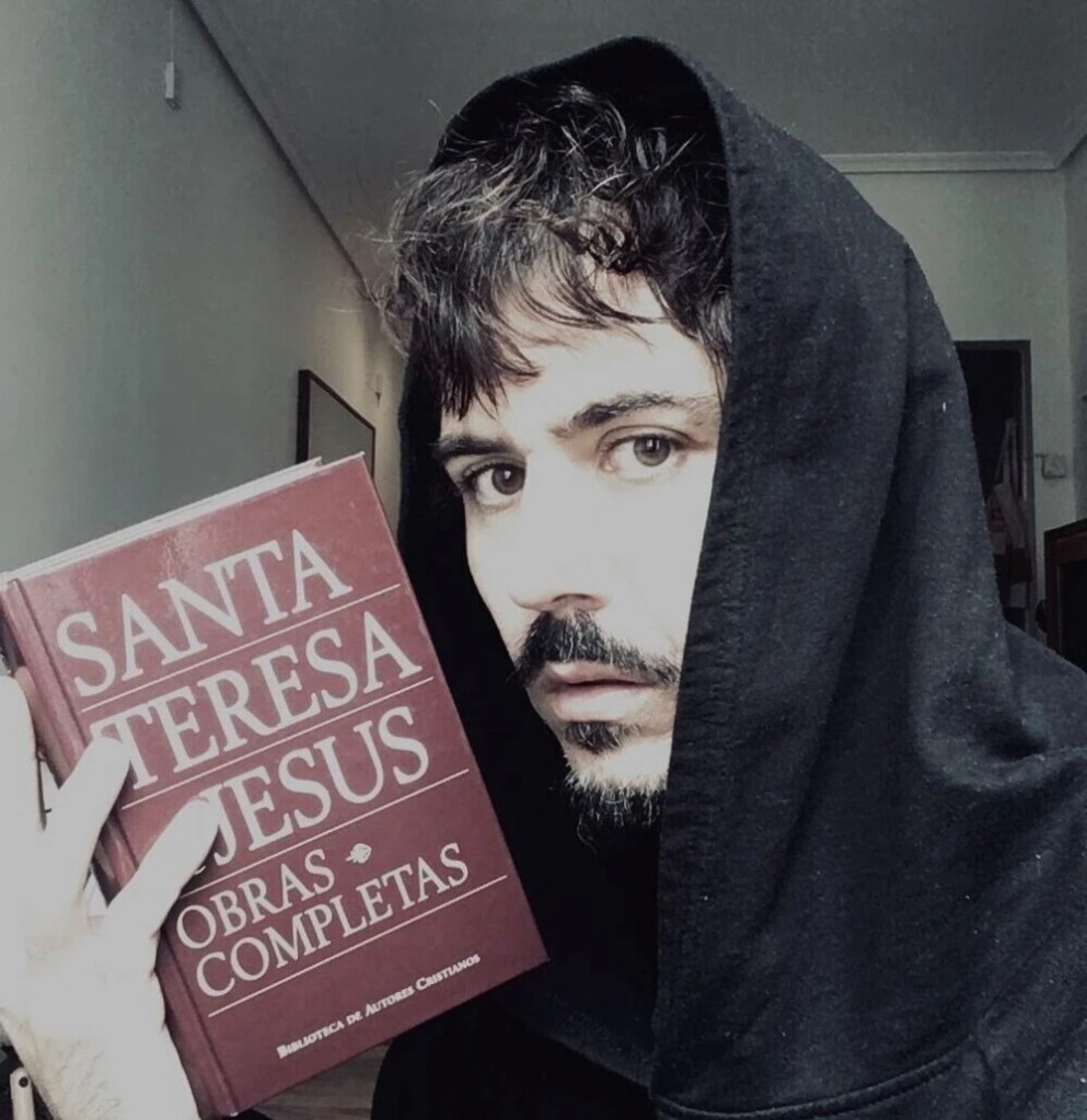 Paco Bezerra (by himself)