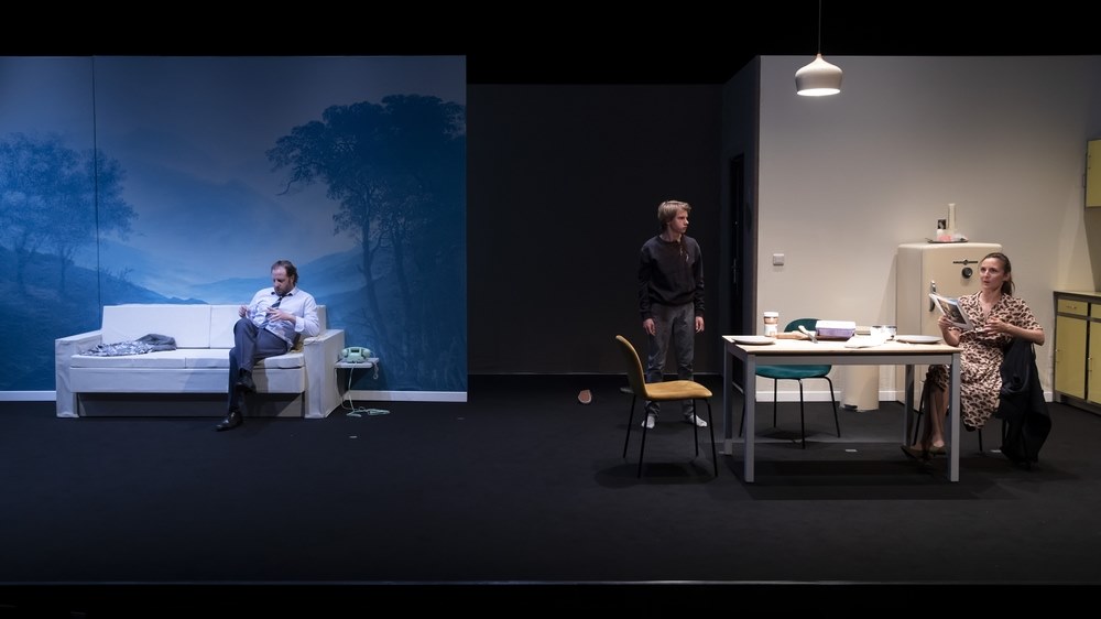 Retours - Théâtre du Rond Point, m.e.s. Frédéric Bélier-Garcia © Jean-Louis Fernandez